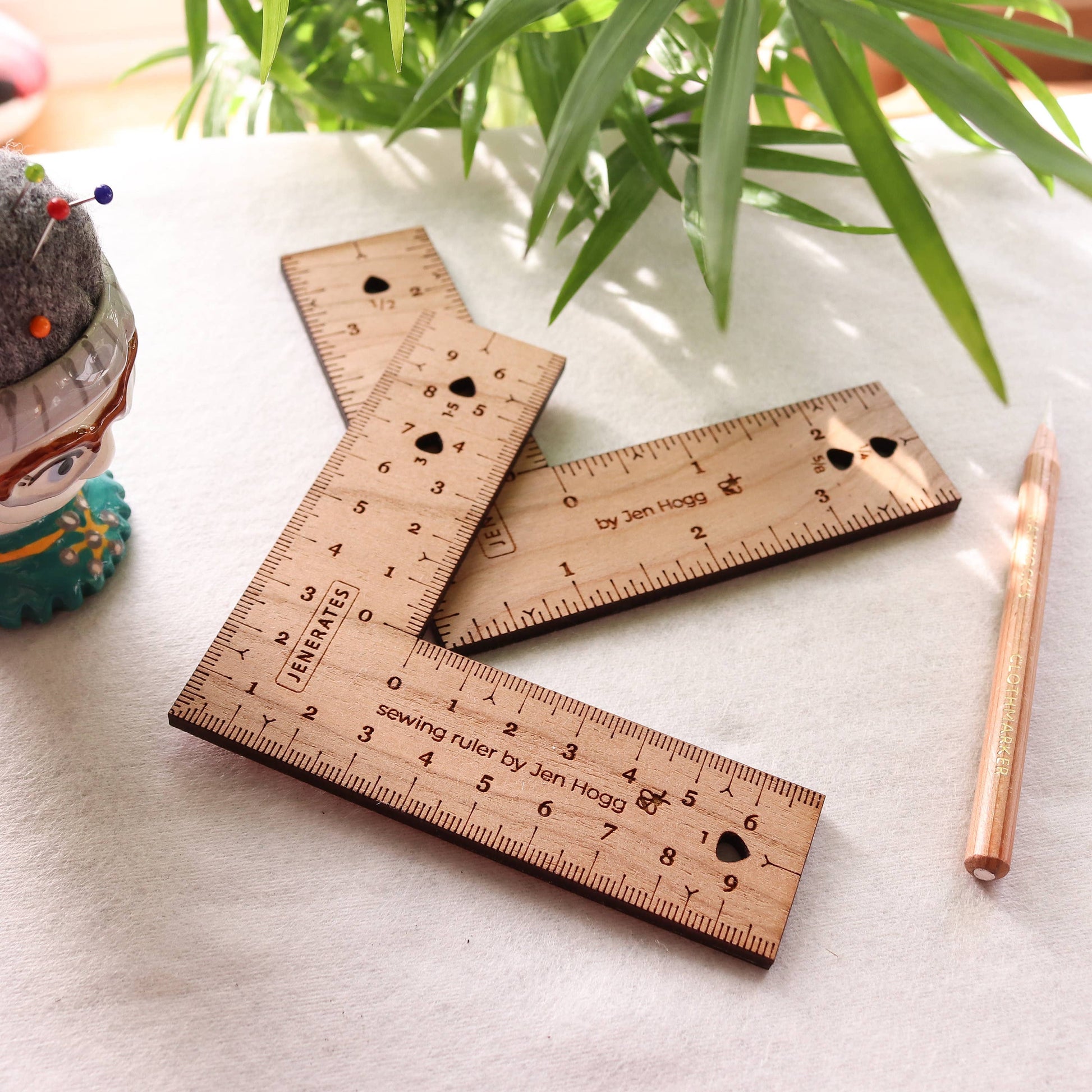 Jenerates Sewing Rulers: Sewing Ruler: Metric
