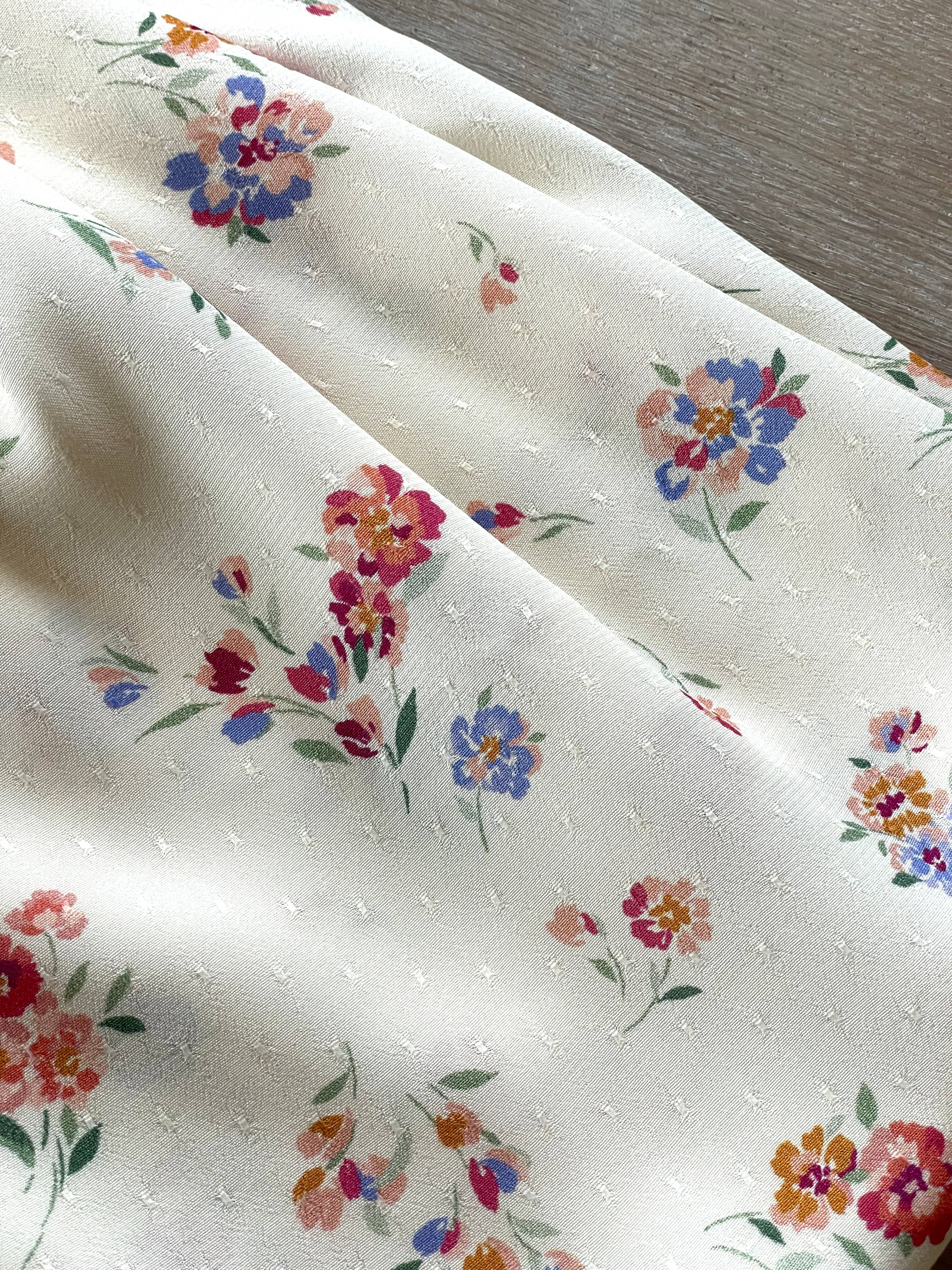 Viscose Dobby Crepe Fabric – Lilac Print – Atelier 27