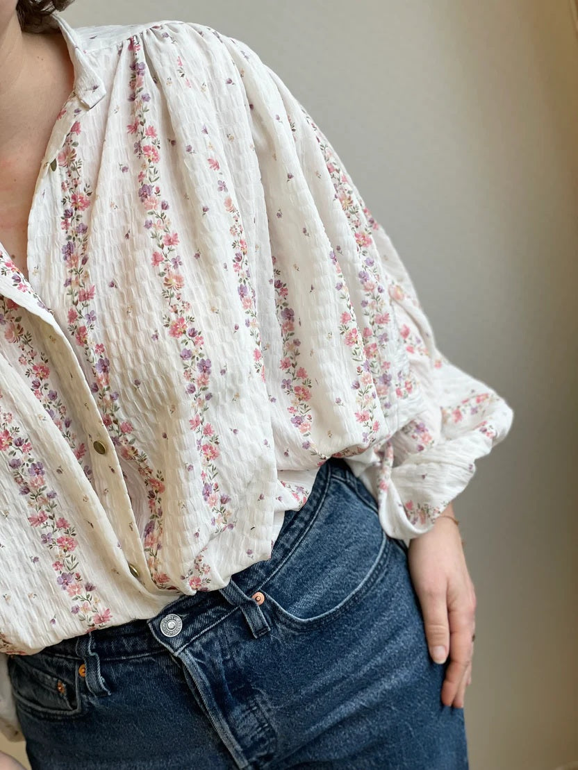 Seersucker Fabric – Maritza Print Ivory & Lilac – Atelier 27