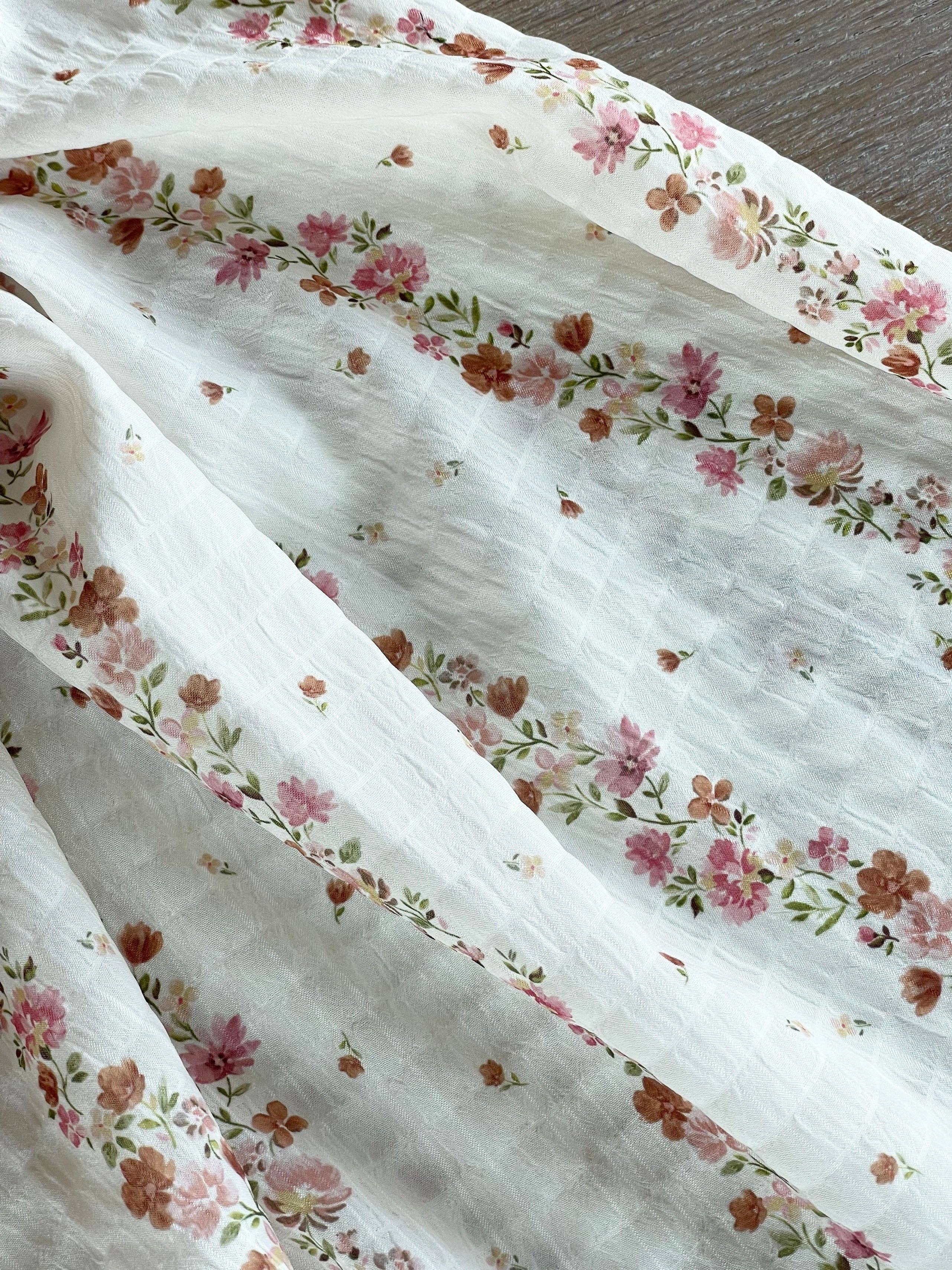 Seersucker Fabric – Maritza Print Ivory & Caramel – Atelier 27
