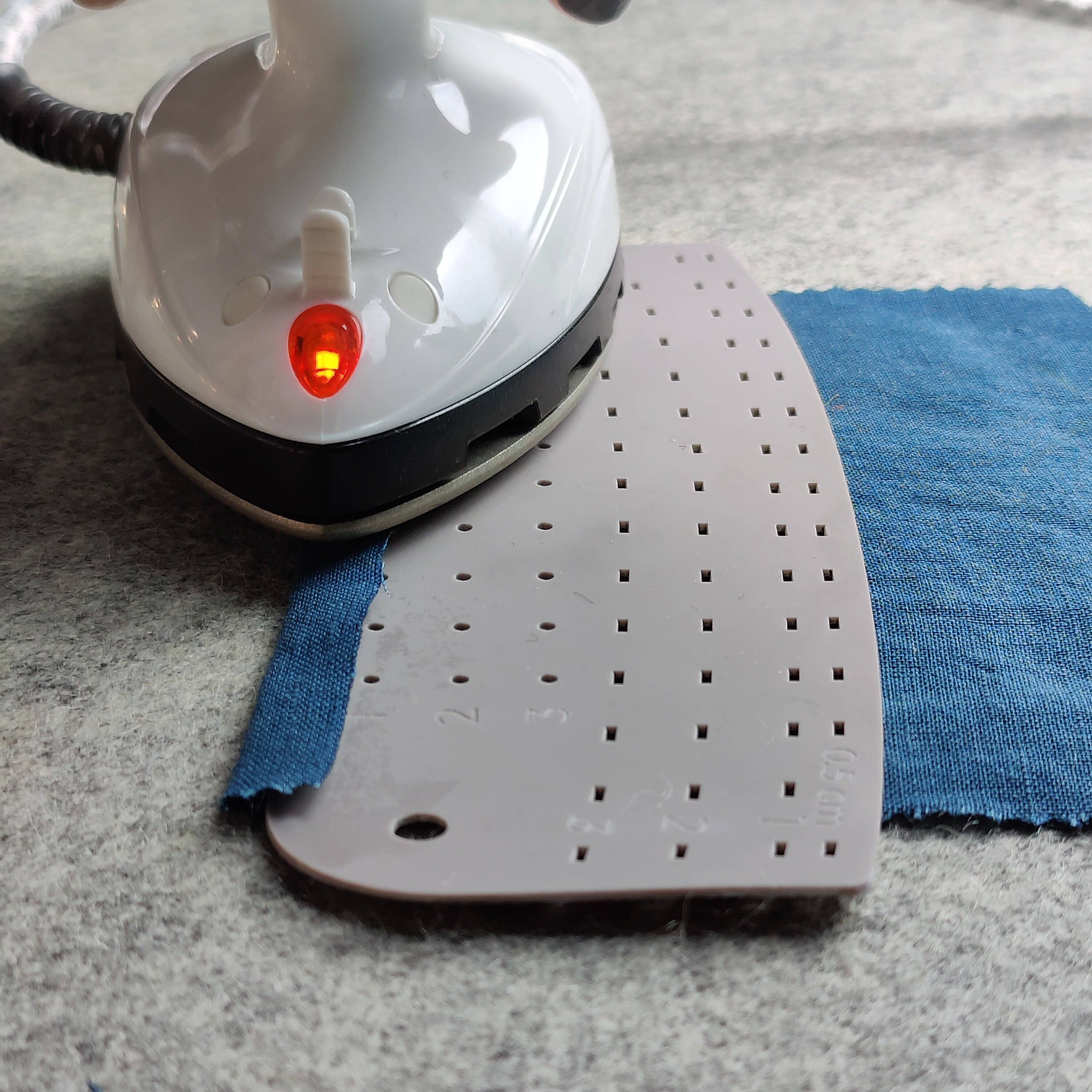 Jenerates Silicone Hemmer: Inch