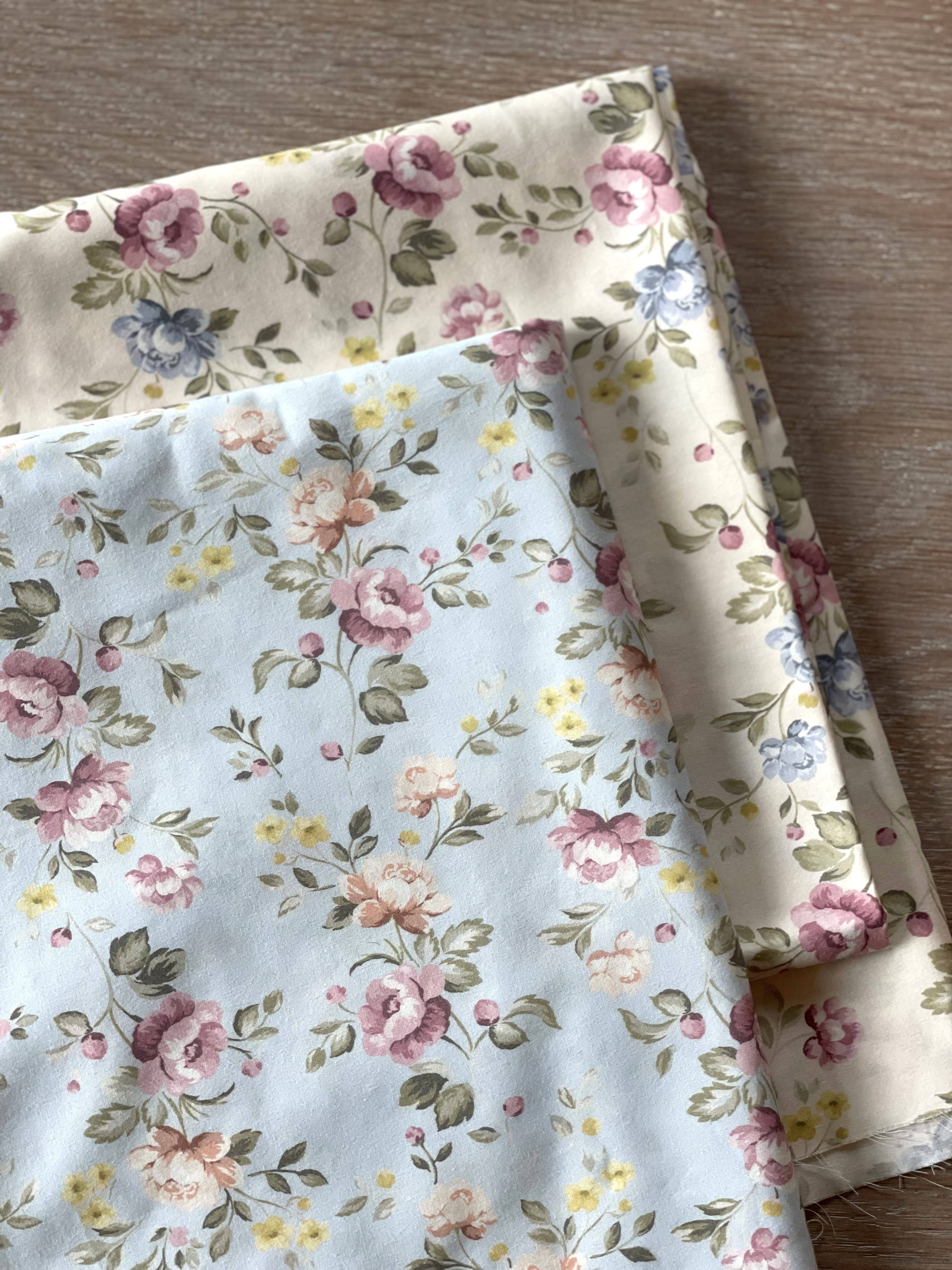Cotton Poplin Fabric – Louise Print Ivory – Atelier 27
