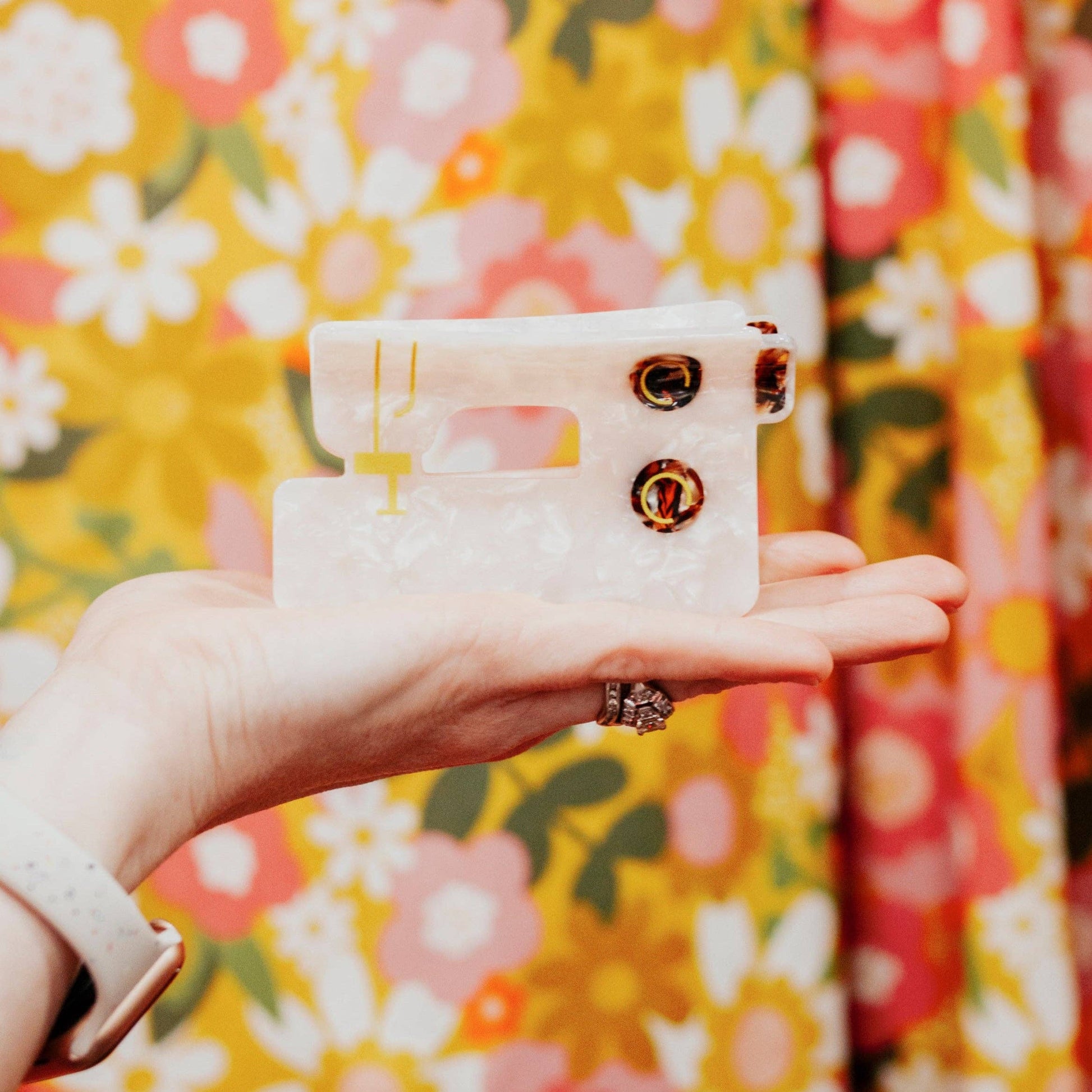 Sarah Hearts - Sewing Machine Hair Claw Clip
