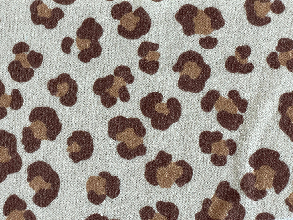 Atelier 27 - Knit in Simba Print