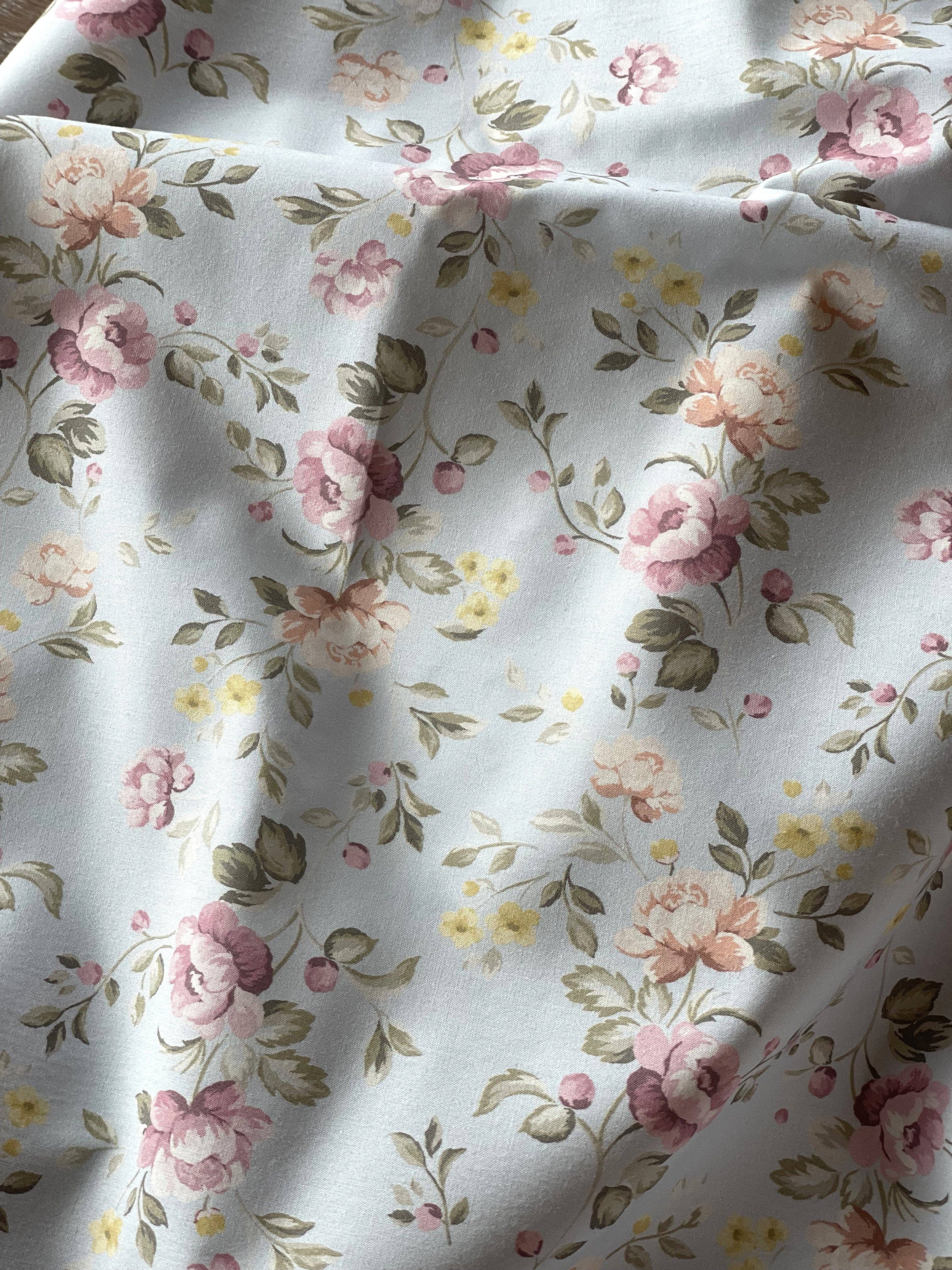 Cotton Poplin Fabric – Antoinette Print Glacier – Atelier 27