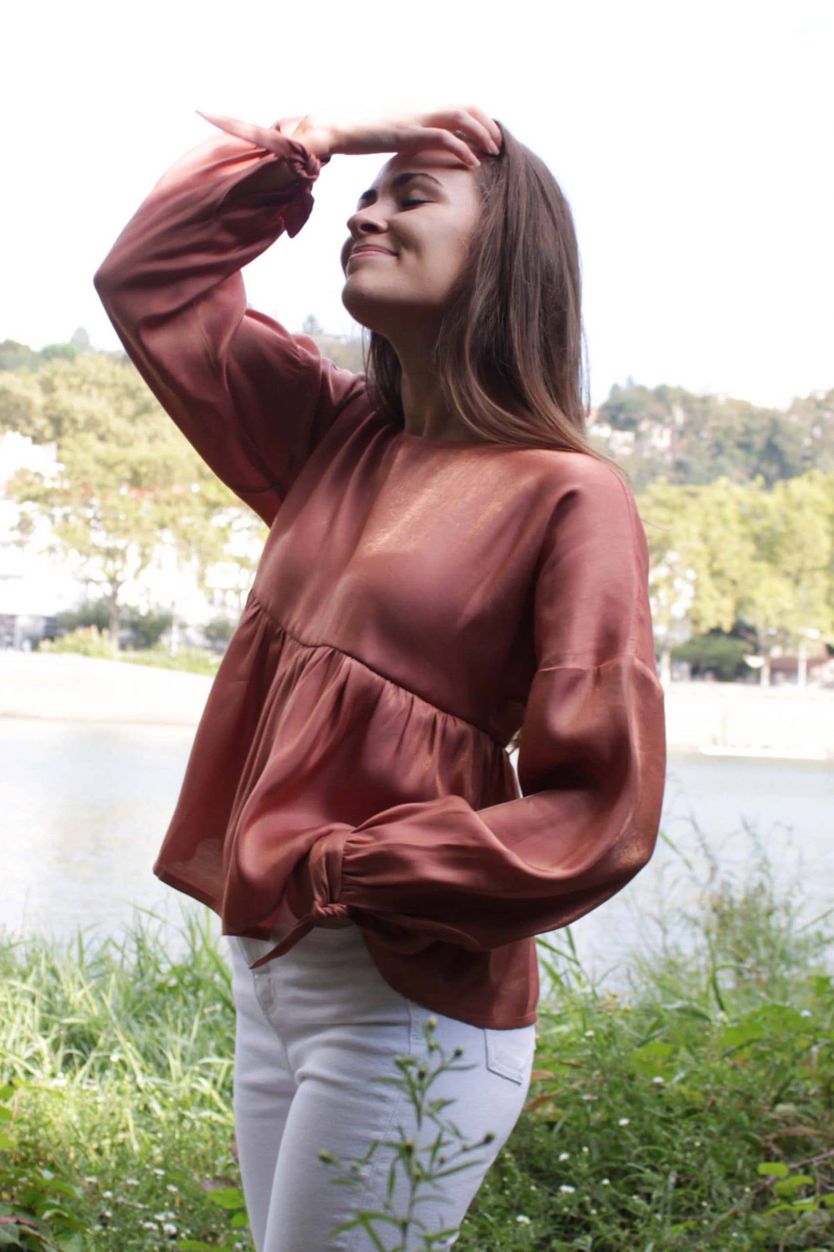 Cha' coud patterns - The Lehoïa blouse - French
