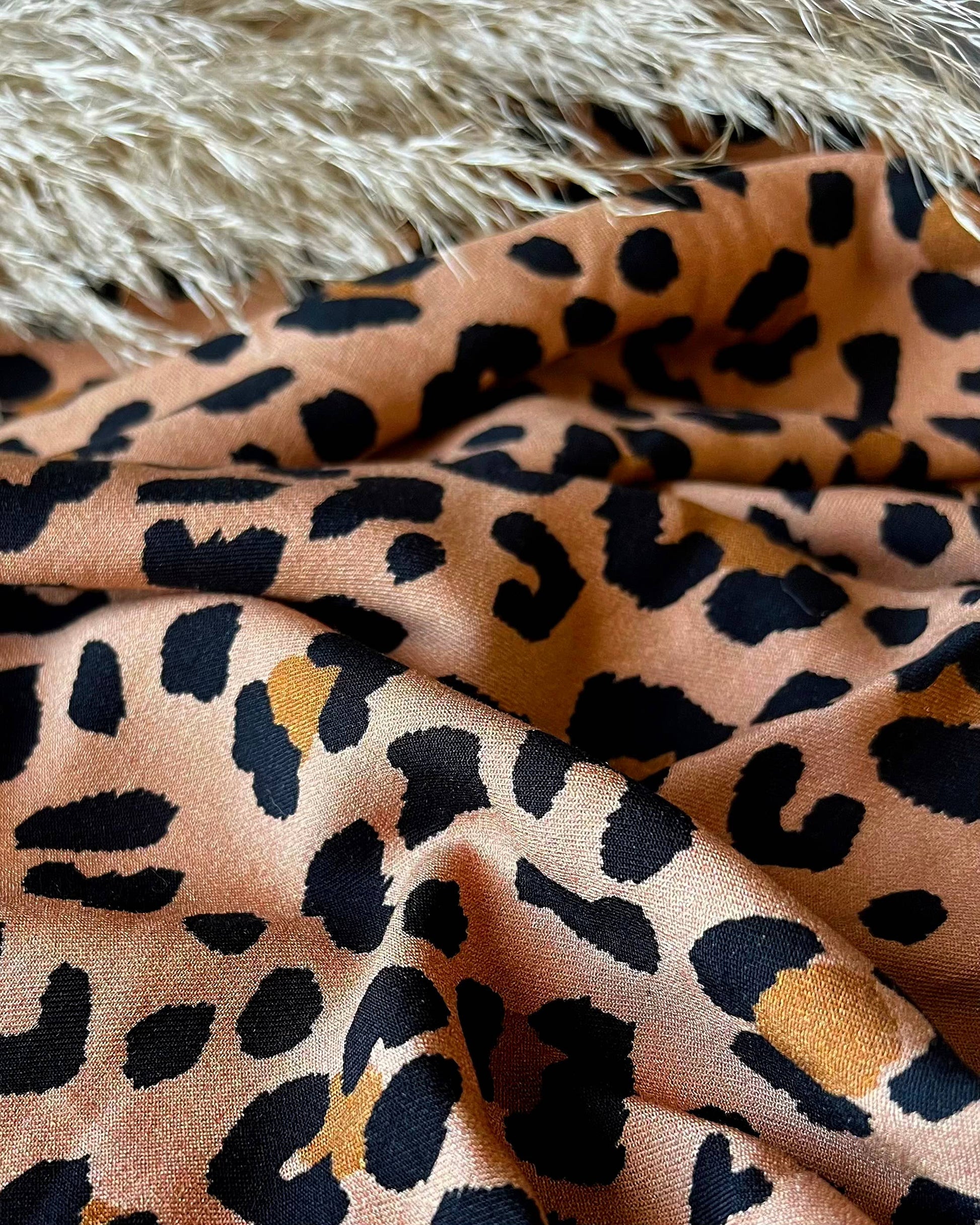 Kiara leopard twill viscose fabric - Printed in France