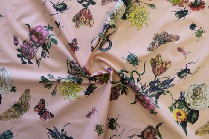 Cotton Lawn Fabric – Cobra Corsage Blush – Lady McElroy