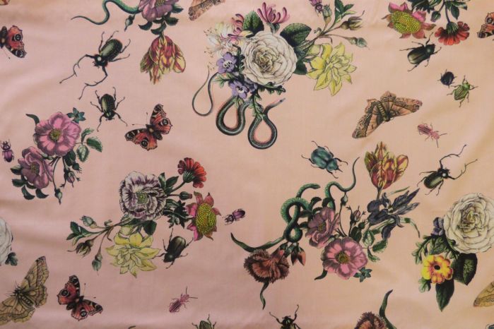 Cotton Lawn Fabric – Cobra Corsage Blush – Lady McElroy