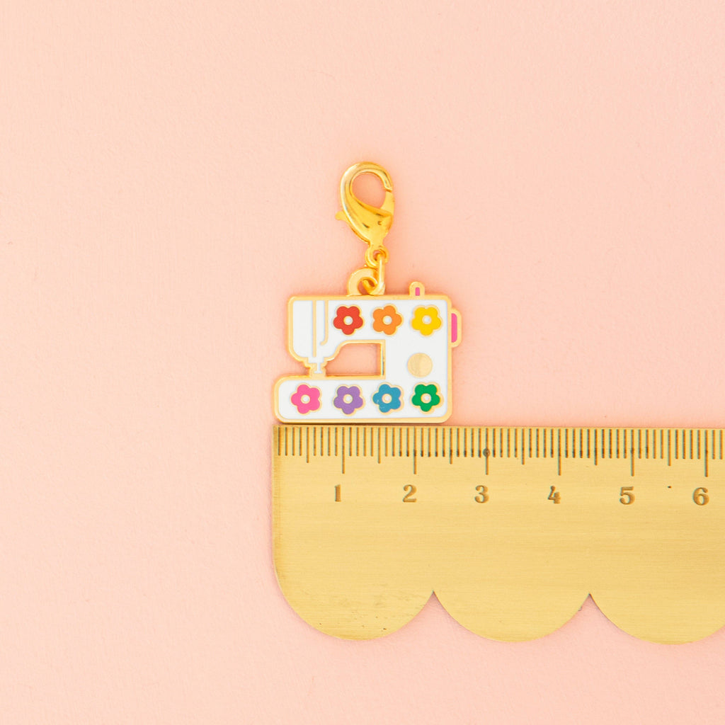 Sarah Hearts - Sewing Machine Removable Zipper Charm