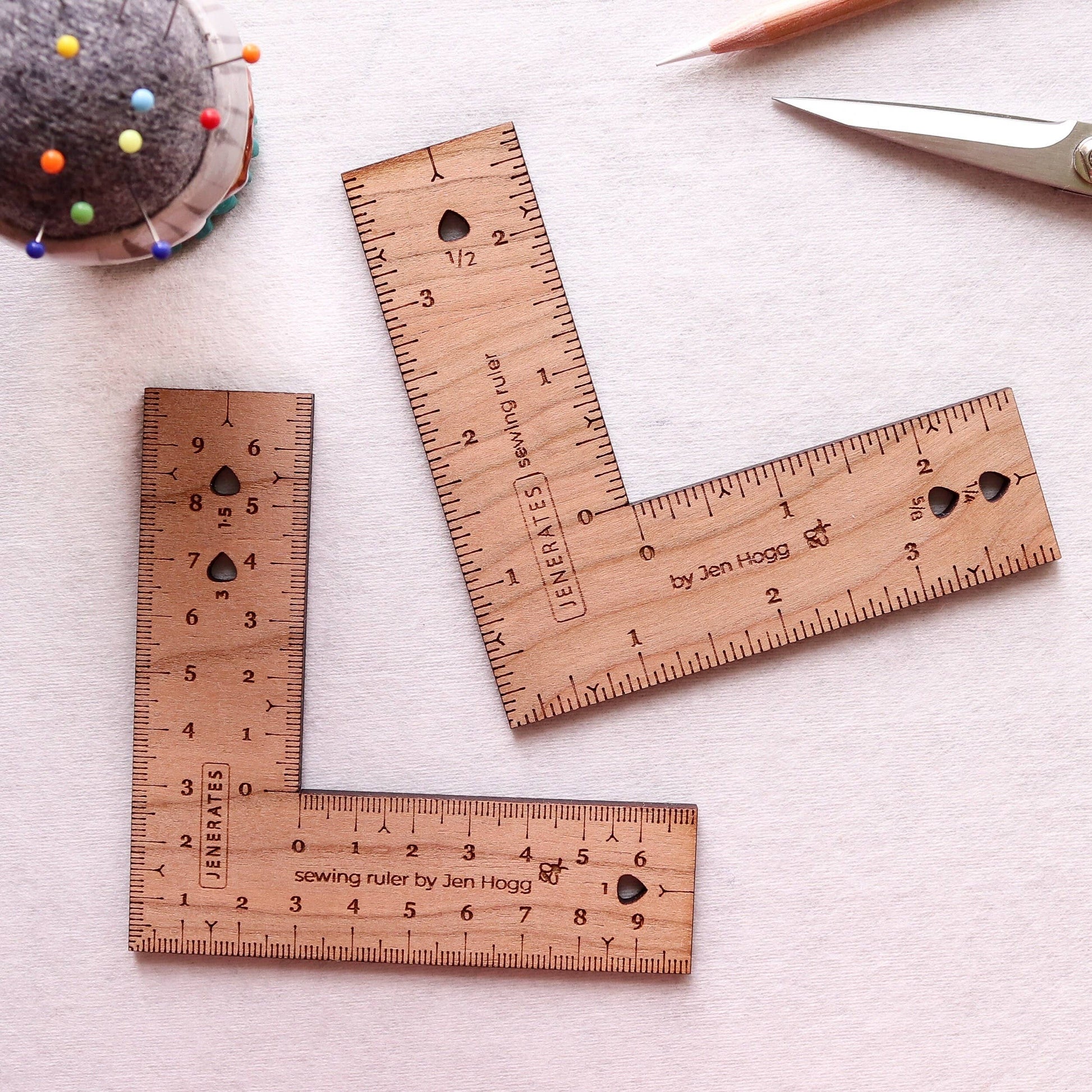 Jenerates Sewing Rulers: Sewing Ruler: Metric