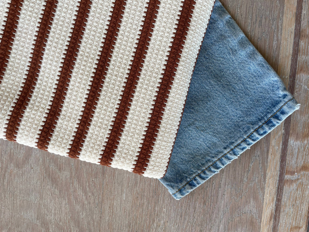 Atelier 27 Pepita organic cotton knit draped showing medium-heavy weight and structure