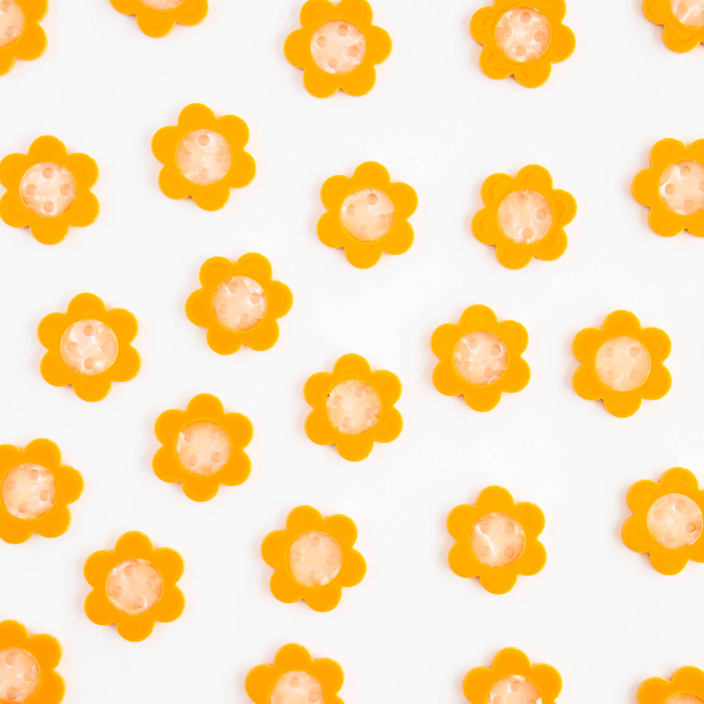 Yellow Daisy Buttons – 1" | Sarah Hearts